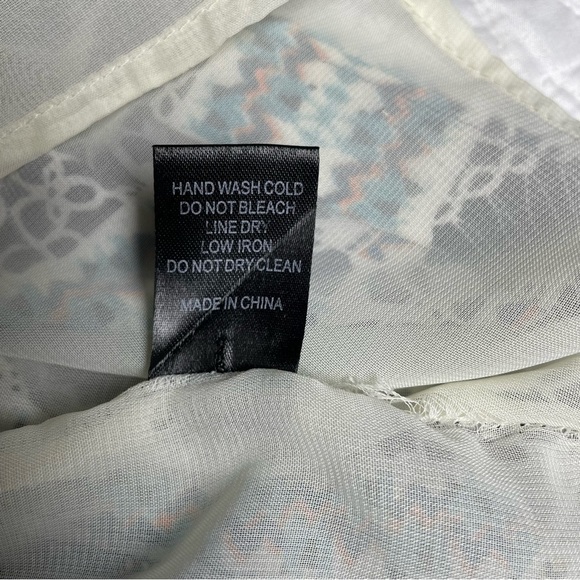 Adelyn Rae | Sleeveless Print Mini Dress | Women’s Size 6 | Navy & Multi pattern - Picture 9 of 12